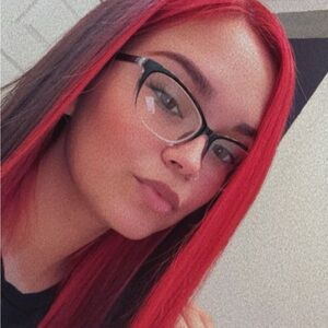 Meet your Posher, Saleena